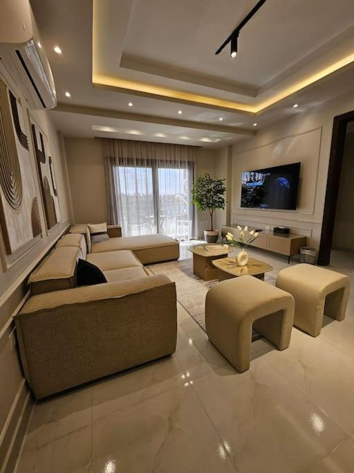 Luxury 2 Bedroom By A1 - 102 * Cairo