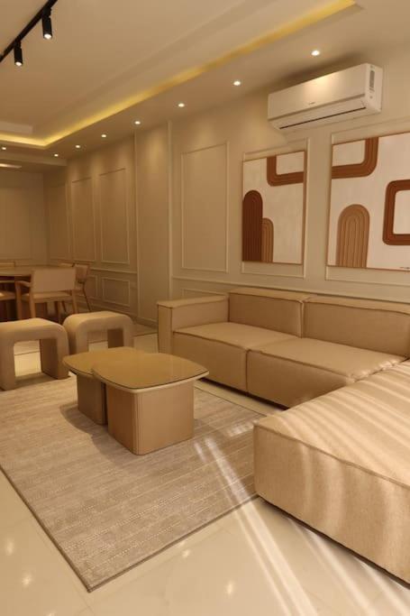 Luxury 2 Bedroom By A1 - 102 Cairo