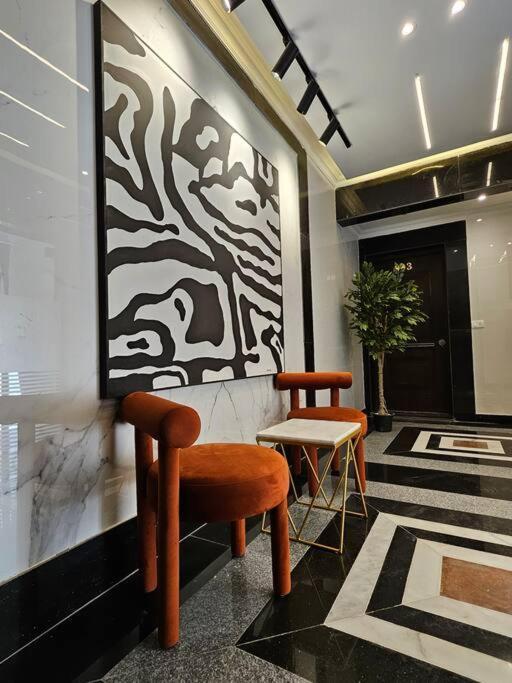Luxury 2 Bedroom By A1 - 102 *