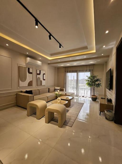 Luxury 2 Bedroom By A1 - 102 Cairo